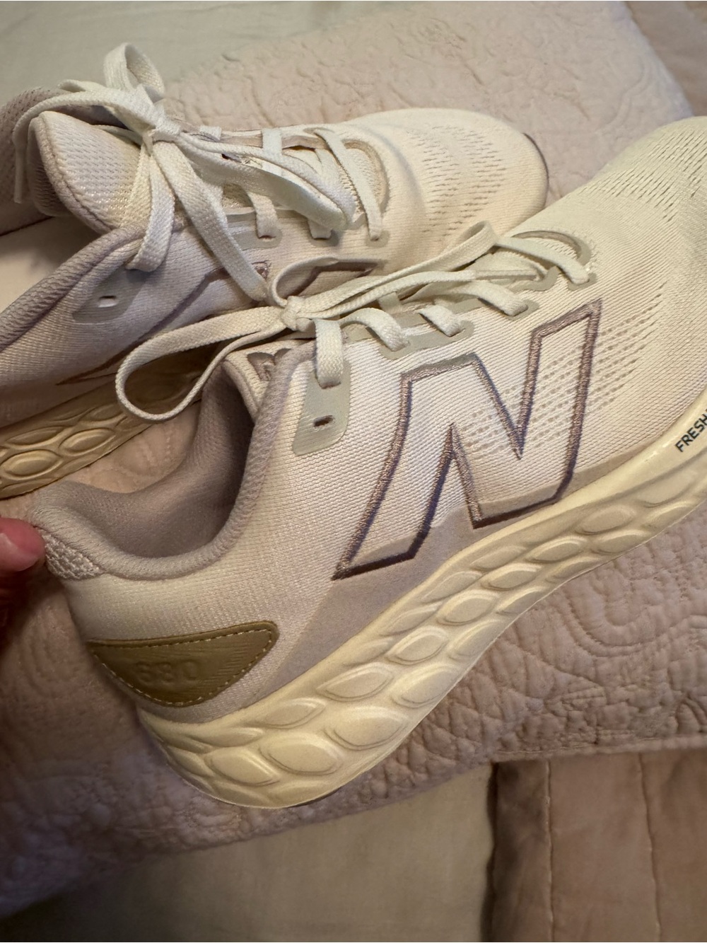 New Balance FRESH FOAM 680 Cream/Tan Lightweight Running Sneakers